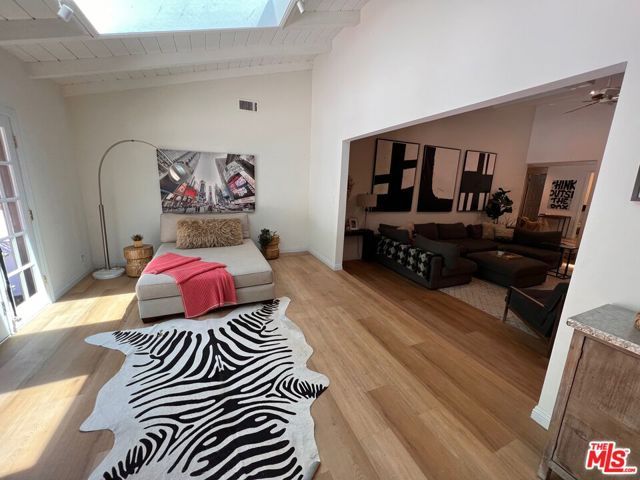 22477 Liberty Bell Road, Calabasas, CA 91302