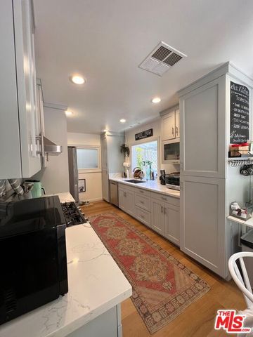22477 Liberty Bell Road, Calabasas, CA 91302
