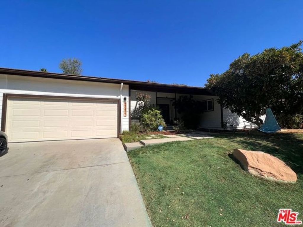 22477 Liberty Bell Road, Calabasas, CA 91302