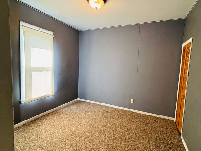 484 Hickory Place, Elgin, IL 60120