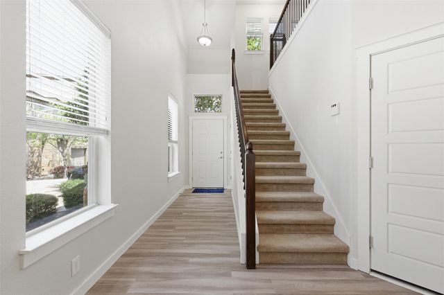 2101 Rivers Edge WAY 22, Austin, TX 78741