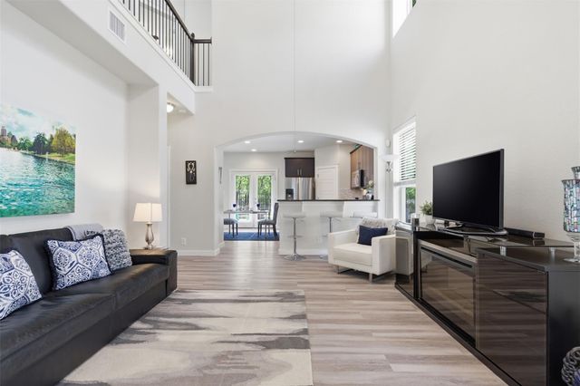 2101 Rivers Edge WAY 22, Austin, TX 78741