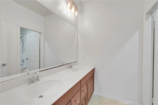 29 Splendor, Irvine, CA 92618