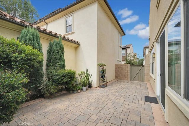 29 Splendor, Irvine, CA 92618