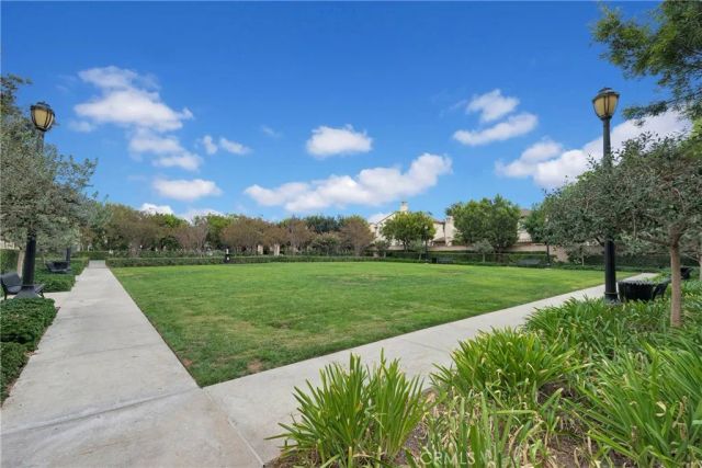 29 Splendor, Irvine, CA 92618