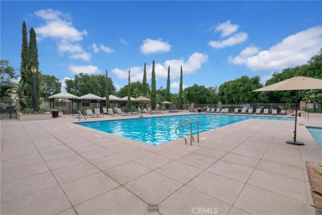 29 Splendor, Irvine, CA 92618