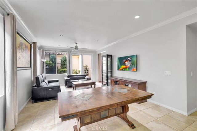 29 Splendor, Irvine, CA 92618