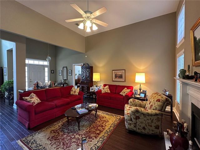 214 W Commons Drive, St. Simons Island, GA 31522