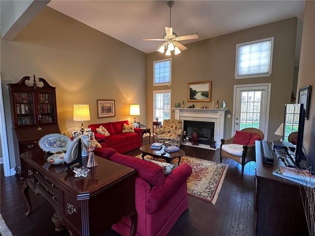 214 W Commons Drive, St. Simons Island, GA 31522