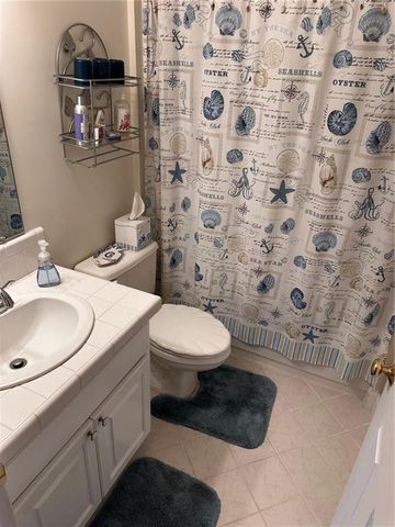 214 W Commons Drive, St. Simons Island, GA 31522