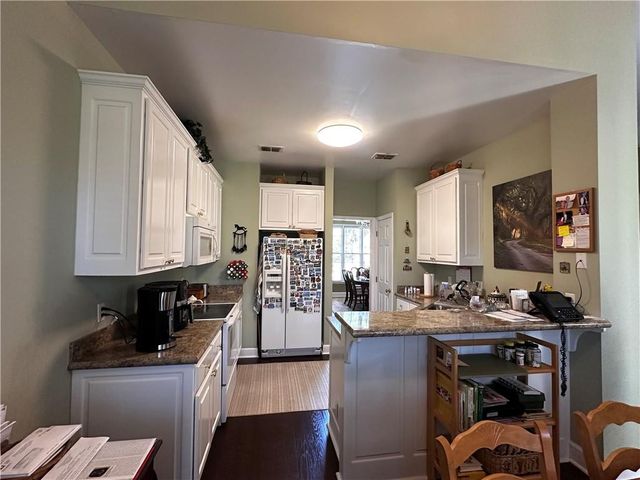 214 W Commons Drive, St. Simons Island, GA 31522