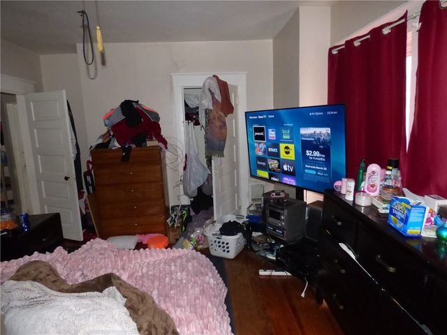 1105 Sheffield Ave, Aliquippa, PA 15001