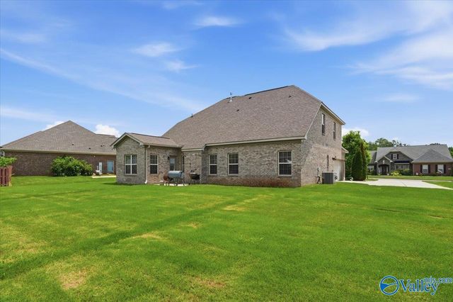 132 Chattooga Place, New Market, AL 35761