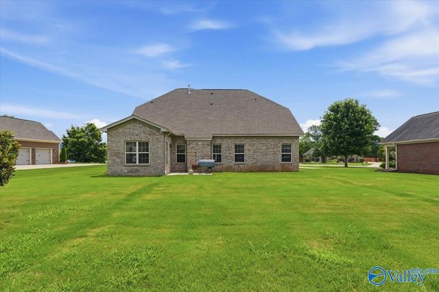 132 Chattooga Place, New Market, AL 35761