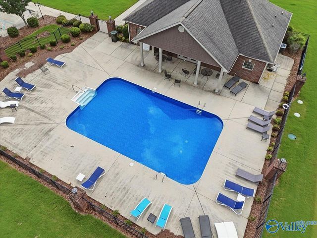 132 Chattooga Place, New Market, AL 35761