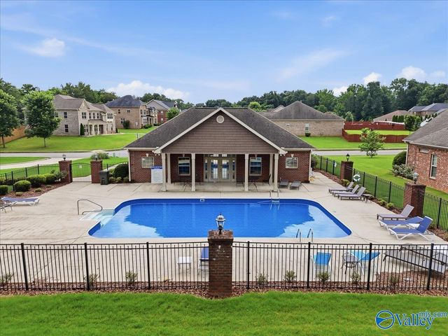 132 Chattooga Place, New Market, AL 35761