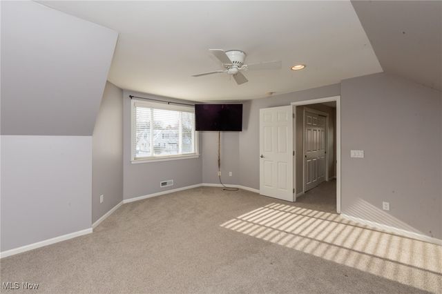 23915 Glenhill Drive, Beachwood, OH 44122