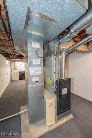 23915 Glenhill Drive, Beachwood, OH 44122