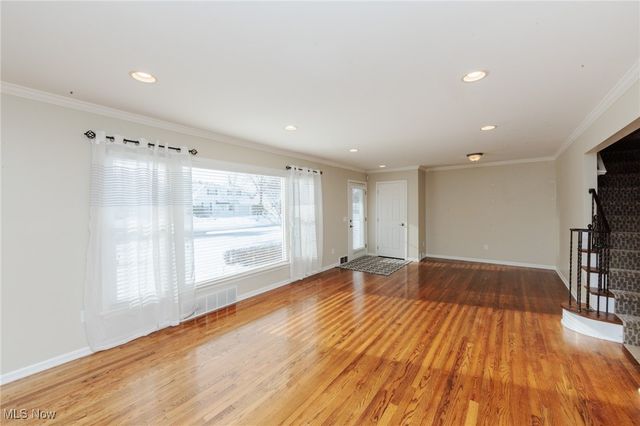 23915 Glenhill Drive, Beachwood, OH 44122