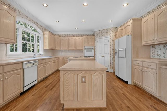6211 Blackberry Hill, Peachtree Corners, GA 30092