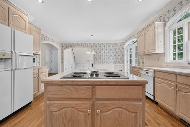 6211 Blackberry Hill, Peachtree Corners, GA 30092