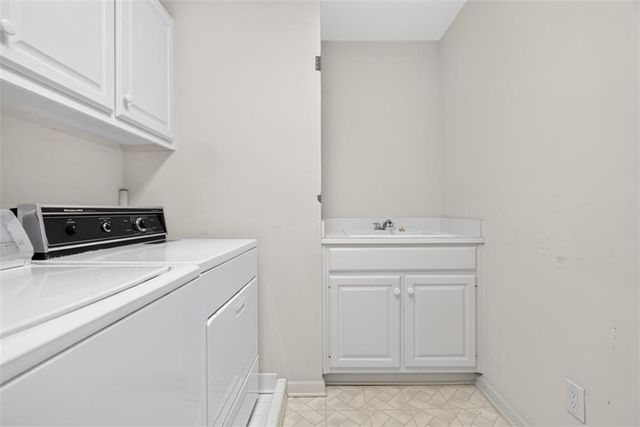 6211 Blackberry Hill, Peachtree Corners, GA 30092