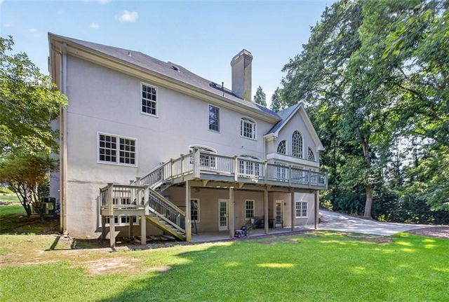 6211 Blackberry Hill, Peachtree Corners, GA 30092