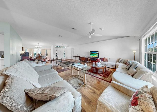 2003 NEW BEDFORD DRIVE, Sun City Center, FL 33573