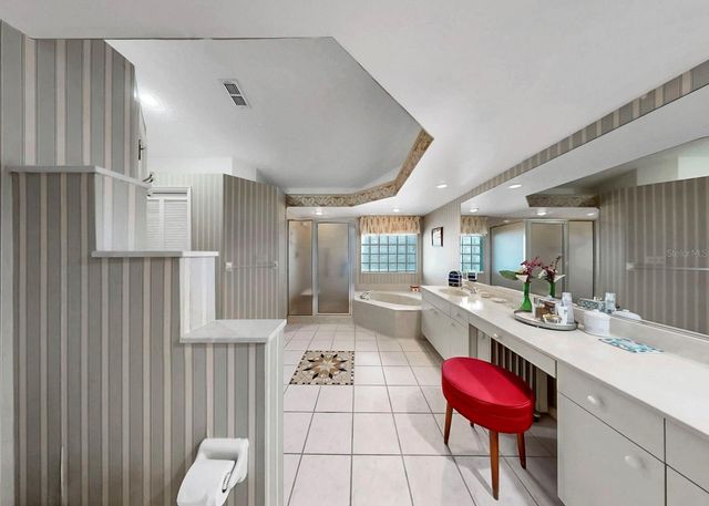 2003 NEW BEDFORD DRIVE, Sun City Center, FL 33573