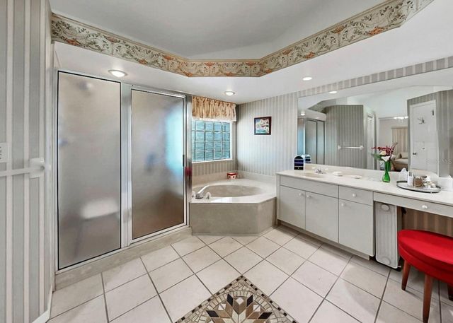 2003 NEW BEDFORD DRIVE, Sun City Center, FL 33573