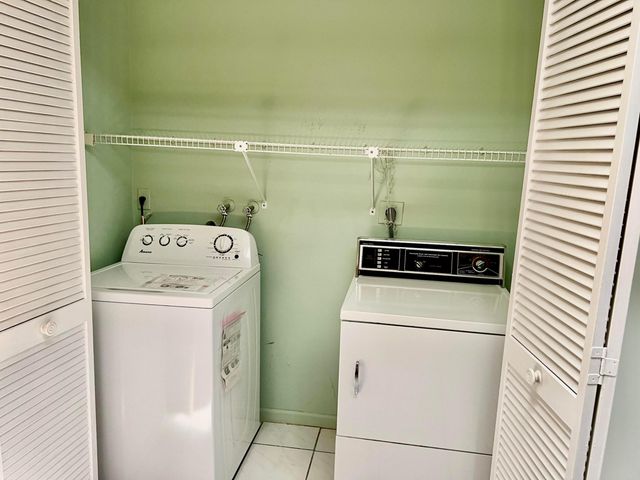10840 Cypress Glen Drive, Coral Springs, FL 33071