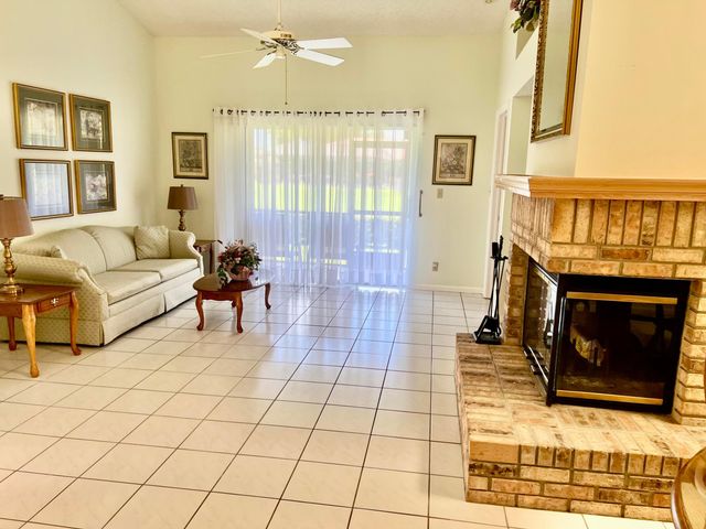 10840 Cypress Glen Drive, Coral Springs, FL 33071