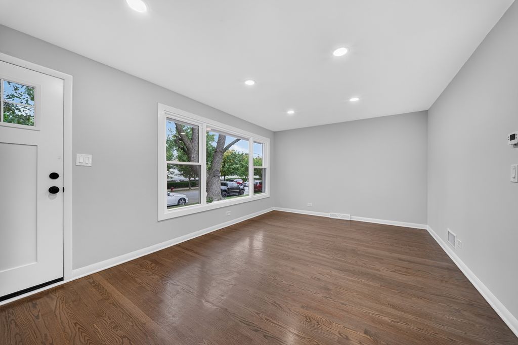 5135 S Saint Louis Avenue, Chicago, IL 60632 — photo 3