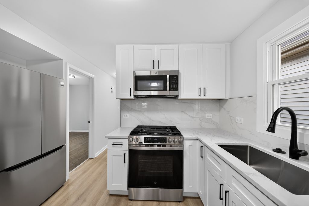 5135 S Saint Louis Avenue, Chicago, IL 60632 — photo 5