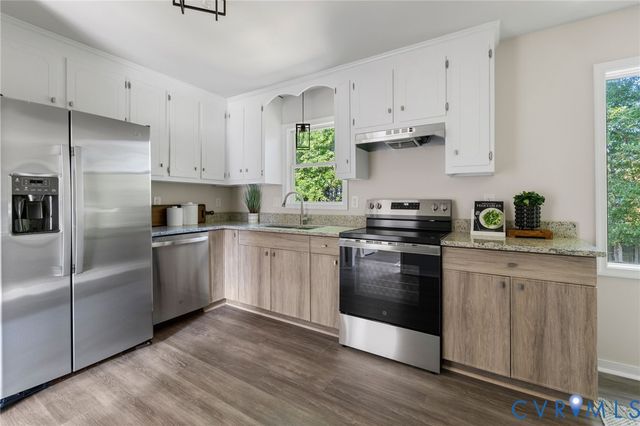 6242 Manuel Ct, Chesterfield, VA 23234