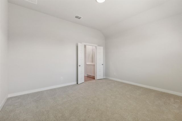 310 Bendecido LOOP, Elgin, TX 78621