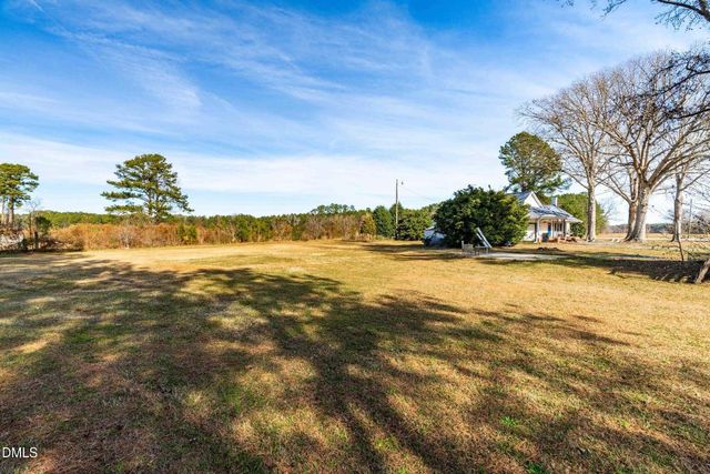 215 Old Stancil Road, Kenly, NC 27542