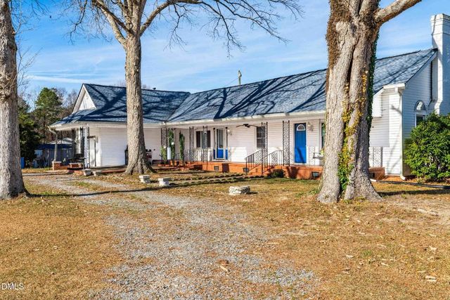 215 Old Stancil Road, Kenly, NC 27542