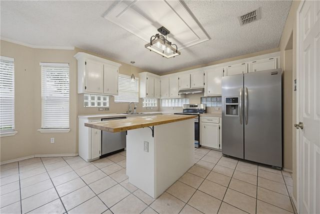 5106 Cavendish Dr, Corpus Christi, TX 78413