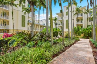 7620 SW 102nd St 121, Pinecrest, FL 33156