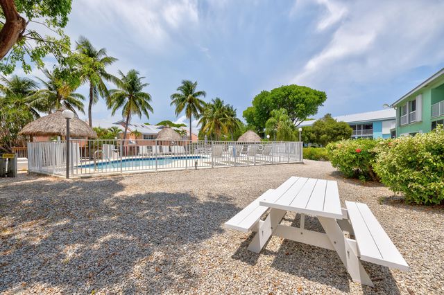 98282 Windward Avenue, Key Largo, FL 33037