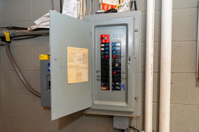 5110 W Mannsiding Road, Lake, MI 48632