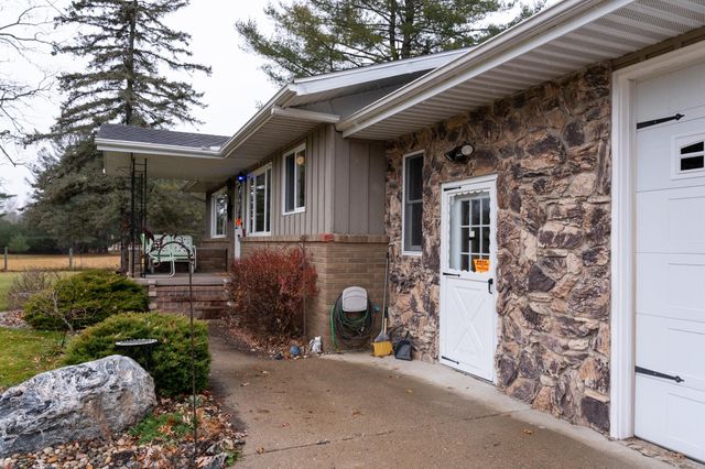 5110 W Mannsiding Road, Lake, MI 48632