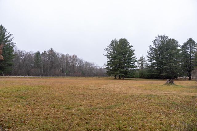 5110 W Mannsiding Road, Lake, MI 48632