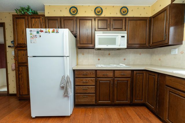 5110 W Mannsiding Road, Lake, MI 48632