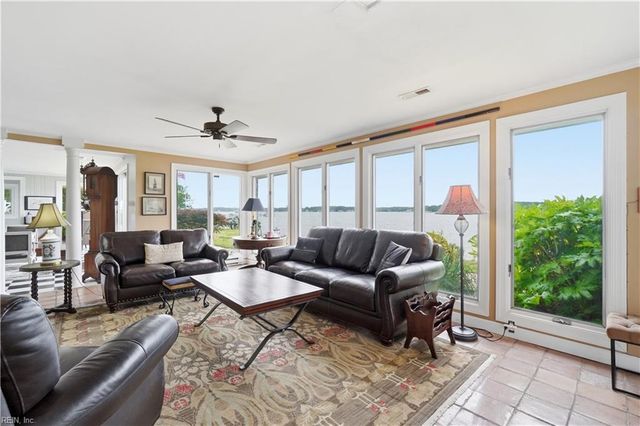 3018 Lynndale RD, Virginia Beach, VA 23452
