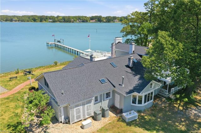 3018 Lynndale RD, Virginia Beach, VA 23452