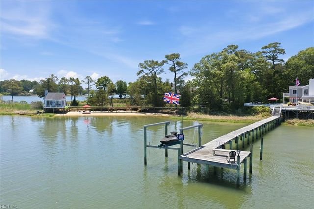 3018 Lynndale RD, Virginia Beach, VA 23452