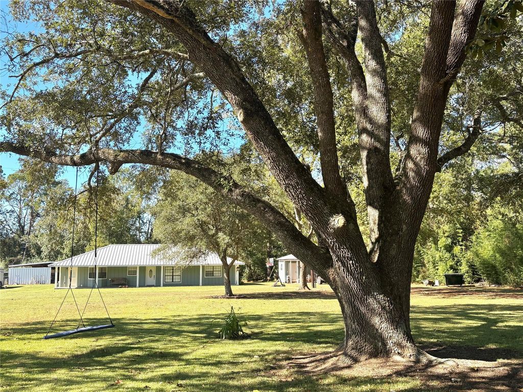 4829 Fm 1632, Woodville, TX 75979