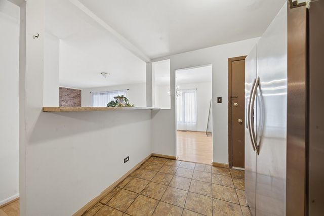 1100 Holbrook Road D, Homewood, IL 60430